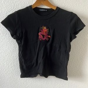 BRANDY MELVILLE DRAGON TEE🐉❤️🔥